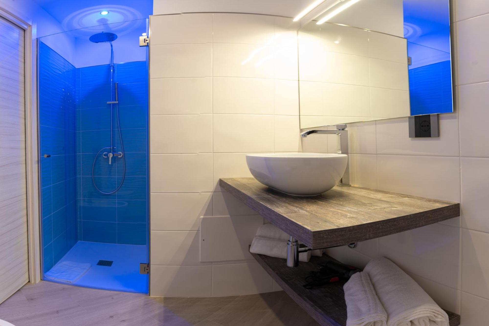 Marty Luxury 2*